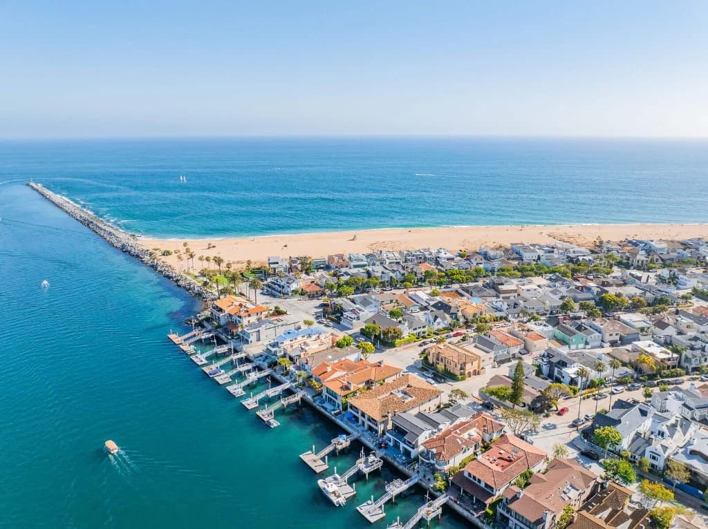 Garage Door Services in Newport Beach, California